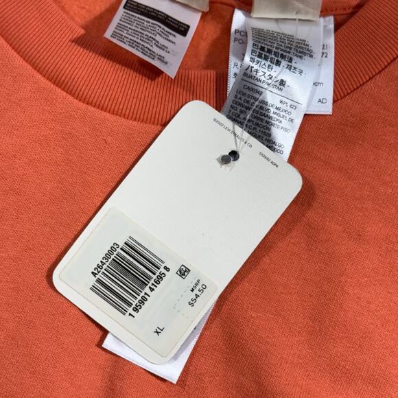 Women's Levi's Cropped Sweatshirt Pullover Light Orange Color Size XL 26x21 - Picture 3 of 7